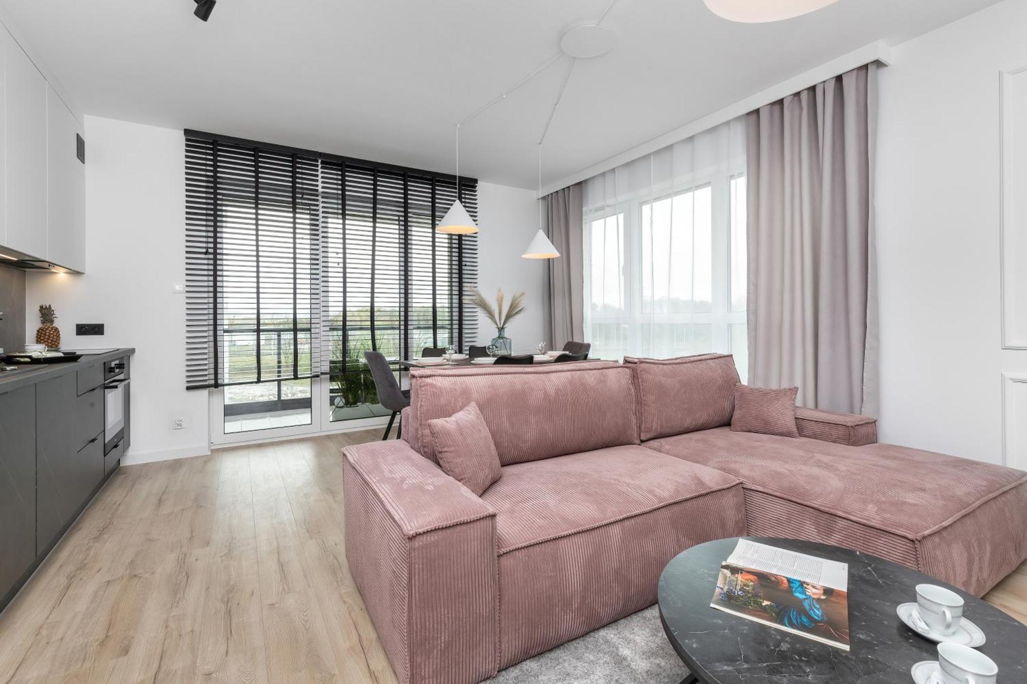 Bright & Modern With Parking Near Arena By Renters Gdańsk